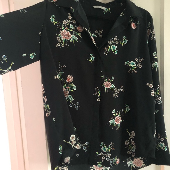 H&M floral pattern blouse, size large - Picture 3 of 7
